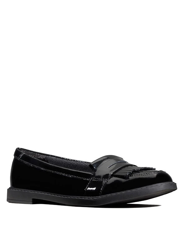 CLARKS Shoes Kids' Leather Slip-on Loafers (Youth Size 3-8) 3 CLARKS Shoes Kids' Leather Slip-on Loafers (Youth Size 3-8)