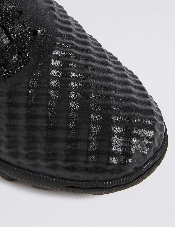 M&S Collection Footwear Kids’ Freshfeet™ Sports Trainers (10 Small - 7 Large) 6 M&S Collection Footwear Kids’ Freshfeet™ Sports Trainers (10 Small - 7 Large) - Image 4