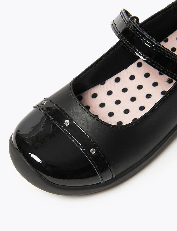 M&S Collection Kids' Leather Freshfeet™ School Shoes (8 Small - 1 Large) 6 M&S Collection Kids' Leather Freshfeet™ School Shoes (8 Small - 1 Large) - Image 4